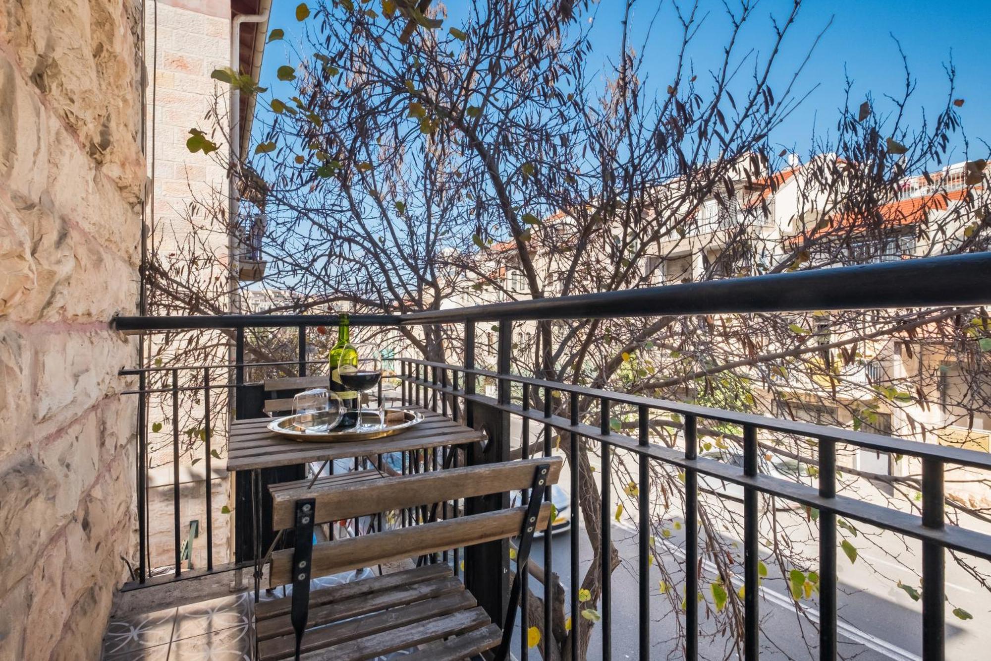 Dinning Room, Bedroom And Balcony Jeruzalem Buitenkant foto